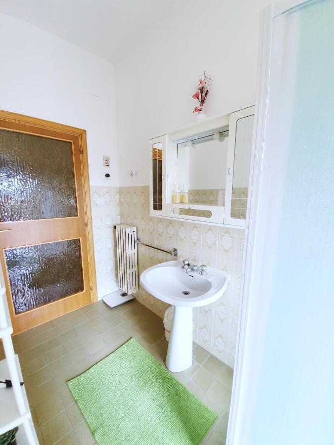 Affittacamere Zona Caserma-Stazione Foligno Eksteriør billede