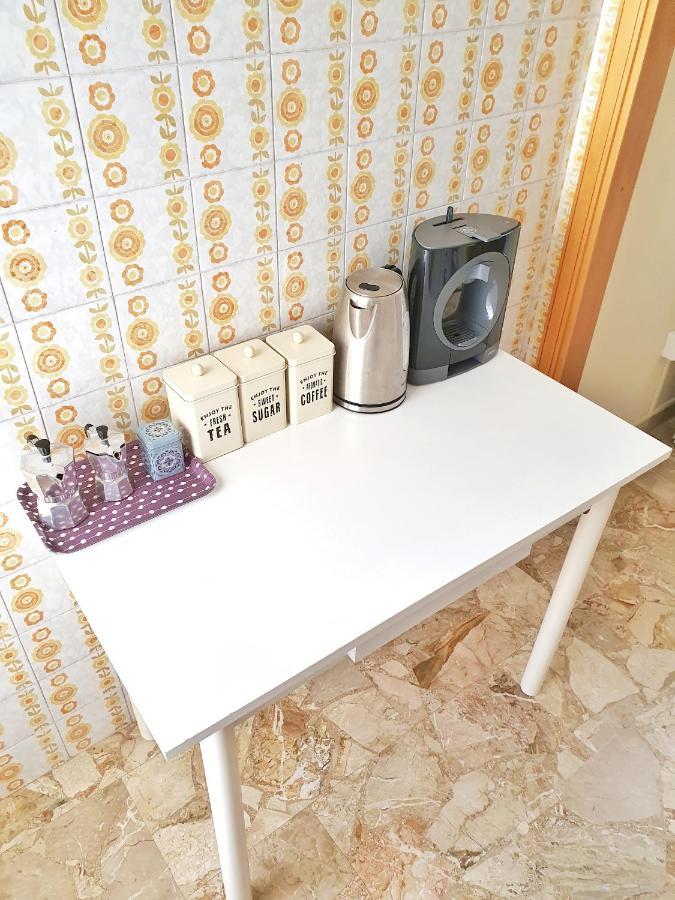 Affittacamere Zona Caserma-Stazione Foligno Eksteriør billede